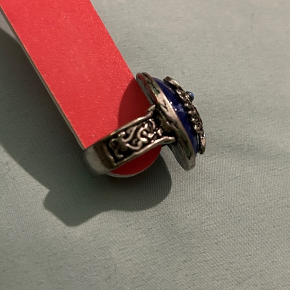 Vampire Diaries Ring - Picture 9 of 12